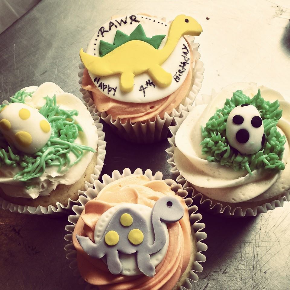 dinosaur cupcakes | BabyCakes Cupcakes